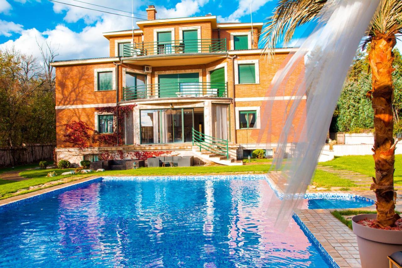 The Belgrade Hills Rooms And Suites Екстериор снимка