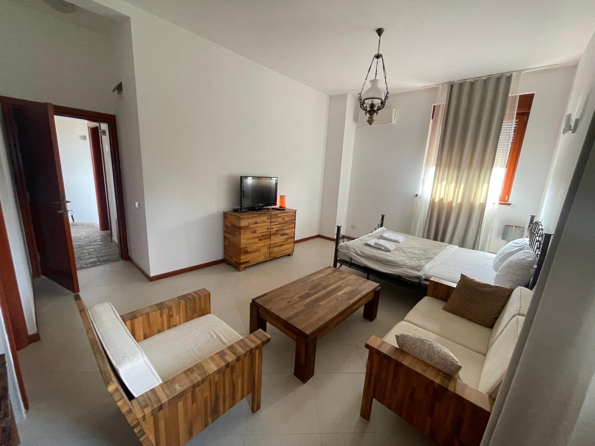 The Belgrade Hills Rooms And Suites Екстериор снимка